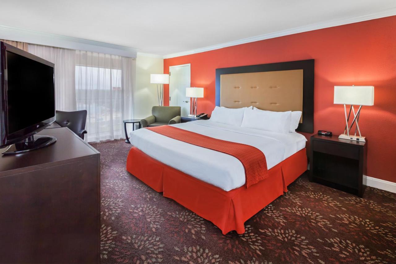 Holiday Inn Tyler - Conference Center By Ihg Eksteriør bilde