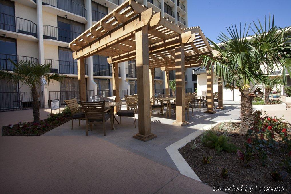 Holiday Inn Tyler - Conference Center By Ihg Eksteriør bilde