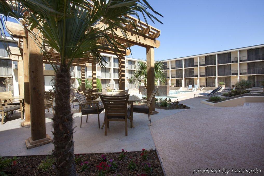 Holiday Inn Tyler - Conference Center By Ihg Eksteriør bilde